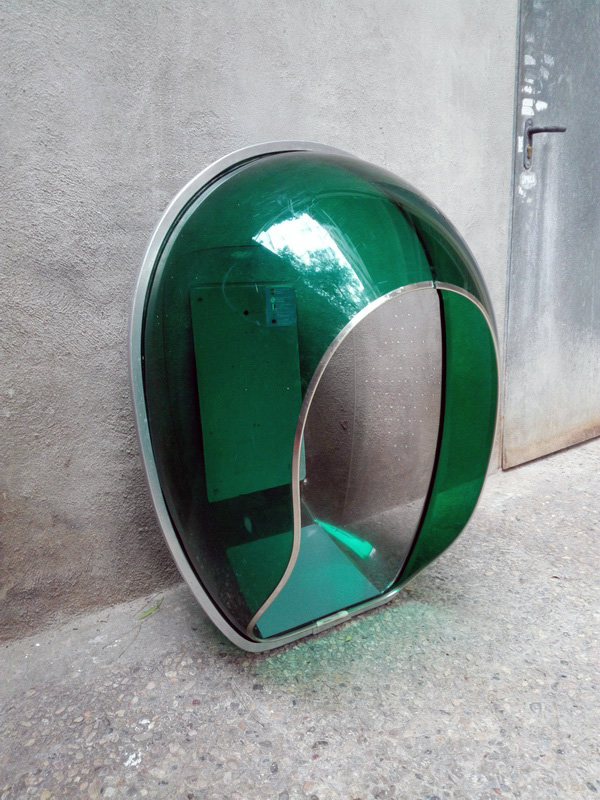 cabina telefono publico huevo metacrilatoverdeahumado 2p int 45-50x26 92x70x60 (60eu.) 1u